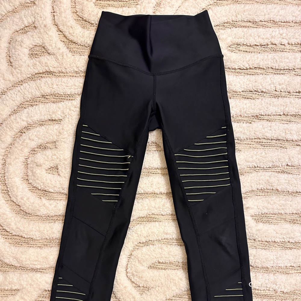 ALO Yoga Black Leggings